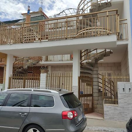 Casa Vacanza Villa Teresa Dix Торре-Лапилло Экстерьер фото